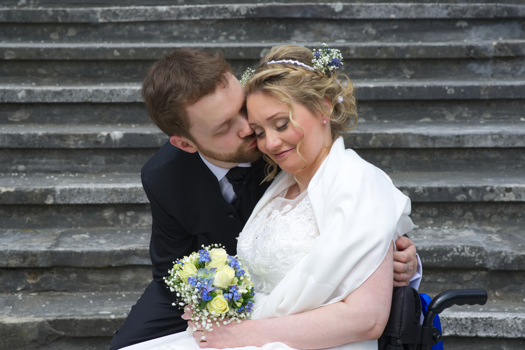 Fotograf in Kronberg Rhein Main - Schlosshotel Portrait & Brautpaarshooting während der Trauung