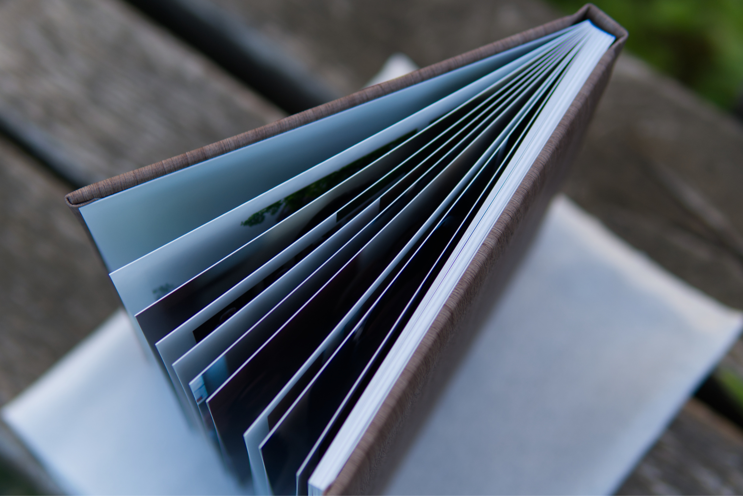 Fotograf in Kronberg - Fotoalbum mit Ledercover ohne Falz von Hochzeit oder Trauung im Taunus